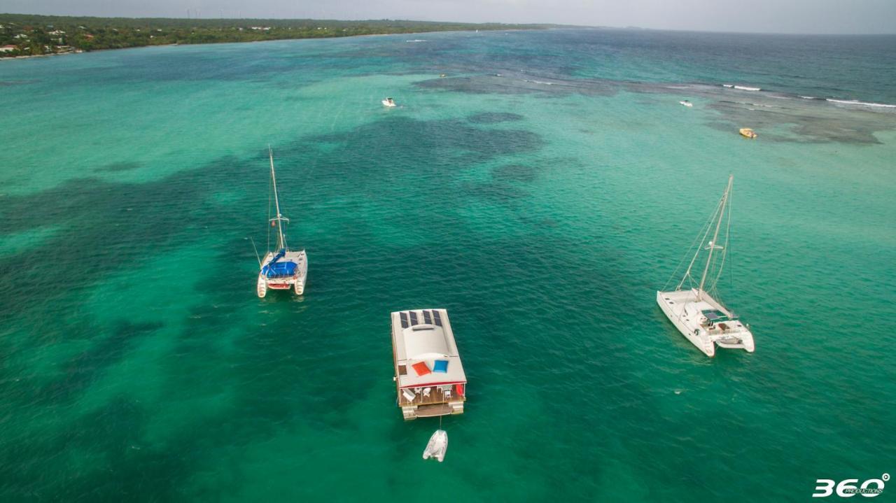 Bateau-hôtel Aqualodge Guadeloupe *