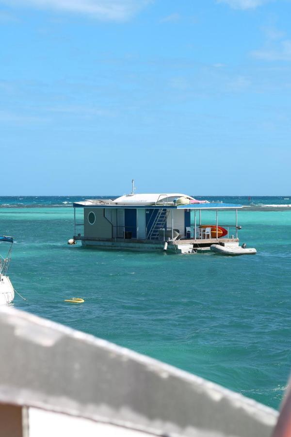 Aqualodge Guadeloupe Bateau-hôtel *